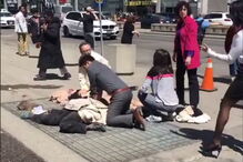 Carrinha atropela peões em Toronto