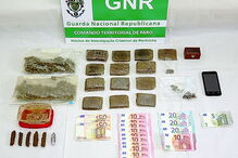 Autoridades encontraram quase 1 kg de haxixe