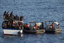 Migrantes salvos pela Marinha Portuguesa