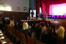 Reclusas de Tires desfilaram em evento na prisão