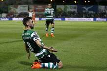 Bruno Fernandes comemora golo ao Portimonense