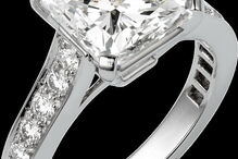 Marca: Cartier | Composição: platina e diamantes | Quilates: 4,99 | Preço: 700 mil euros