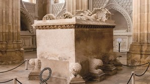 Investigação ao túmulo de D. João I e D. Filipa