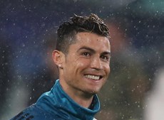 Chineses comparam golaço de Cristiano Ronaldo às acrobacias de