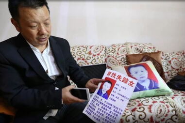 Família reencontra-se após 24 anos de busca pela filha perdida