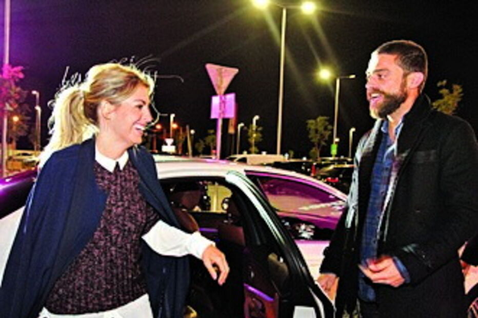 Jessica e Diogo sentaram-se ao lado de Rita Pereira no jantar de aniversário   