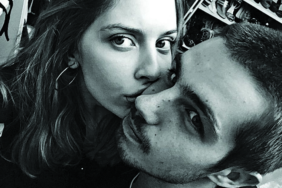 Sara Carreira partilhou a primeira fotografia ao lado de João Direitinho 