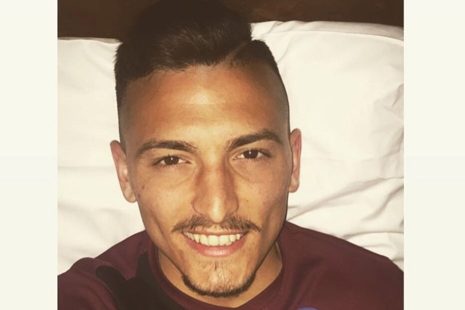 Jogador de futebol italiano torna-se estrela porno