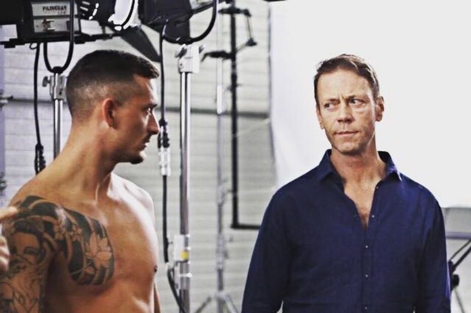 Jogador de futebol italiano torna-se estrela porno