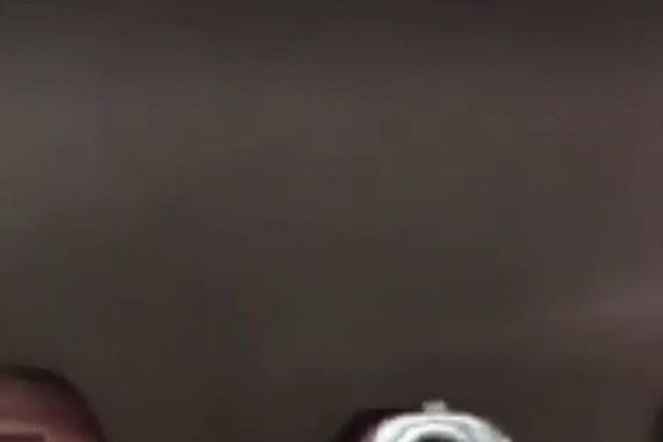 Cassandra atingiu Devyn durante transmissão em direto no Facebook