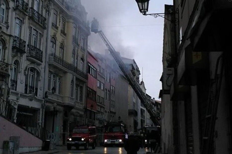 Fogo na Baixa da Coimbra 