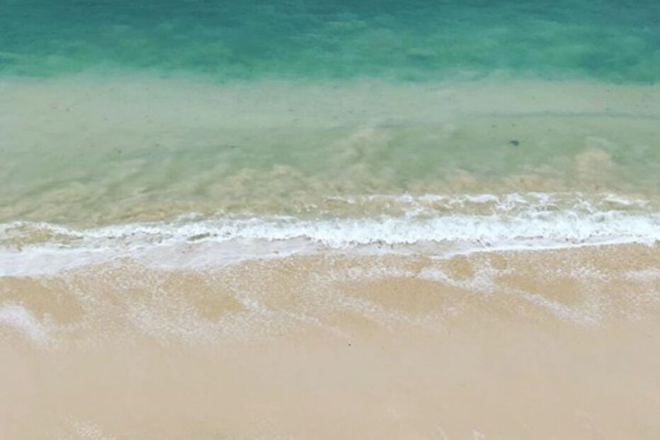 Liliana Santos tem aquecido as redes sociais com várias imagens das férias em Cabo Verde. A sensualidade da atriz tem sido alvo de milhares de elogios por parte dos fãs