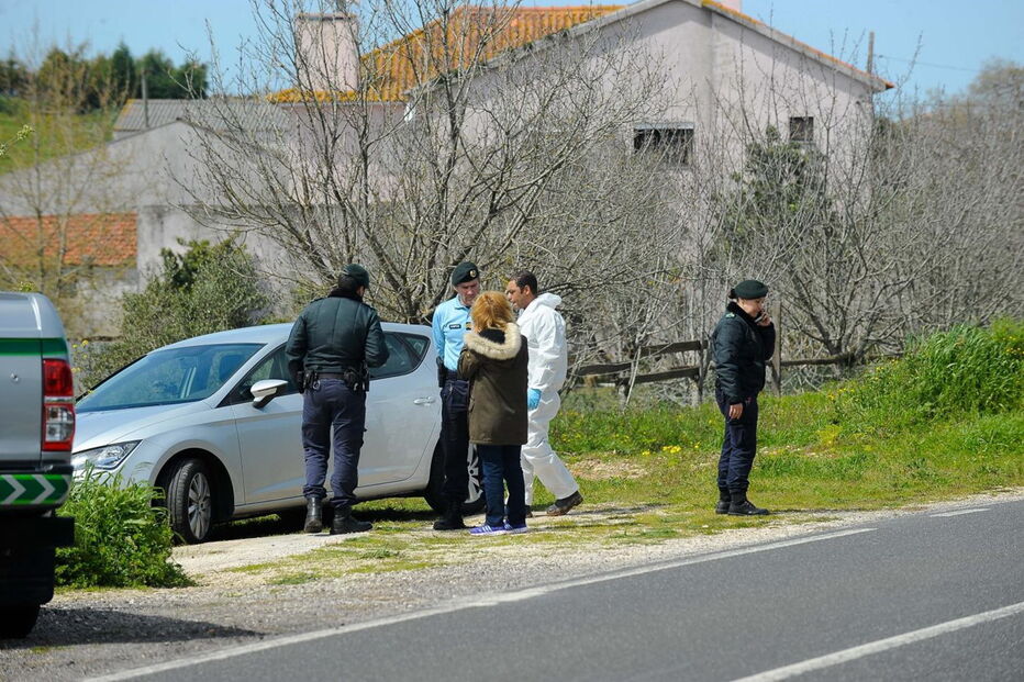 GNR esteve no local, mas a investigação está a cargo da Polícia Judiciária de Leiria