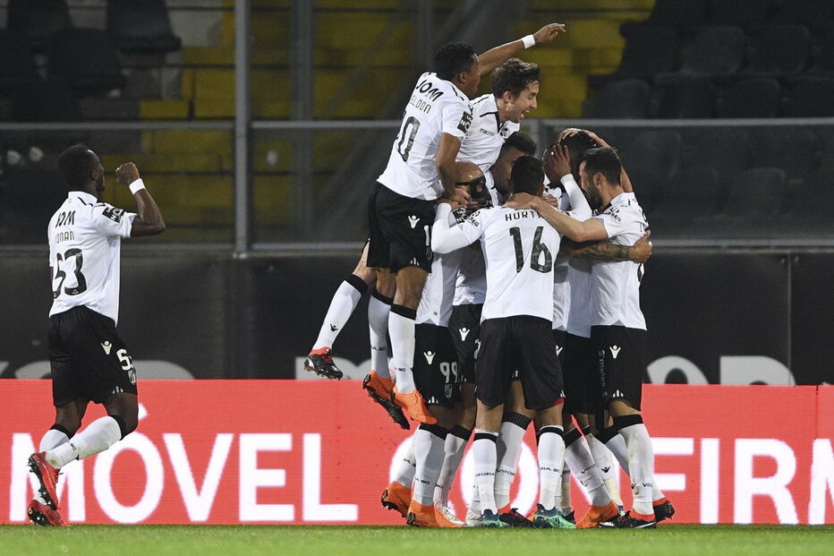 Vitória de Guimarães demolidor frente ao Rio Ave