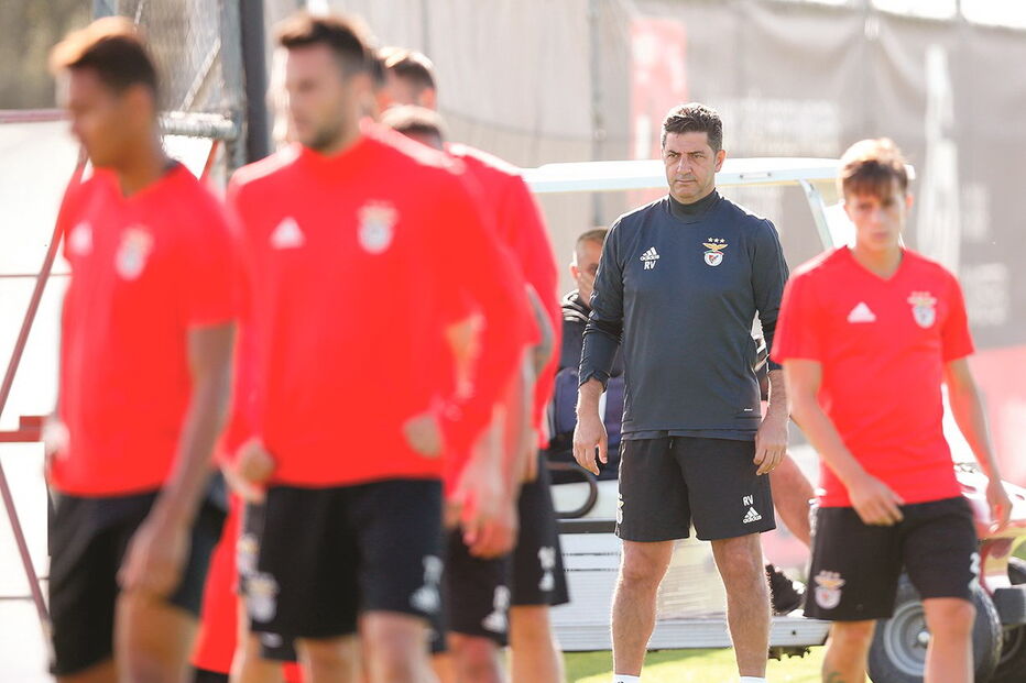 Rui Vitória  não quis confirmar se Salvio vai ser ou não titular. Certo é que está entre os eleitos para a deslocação a Setúbal