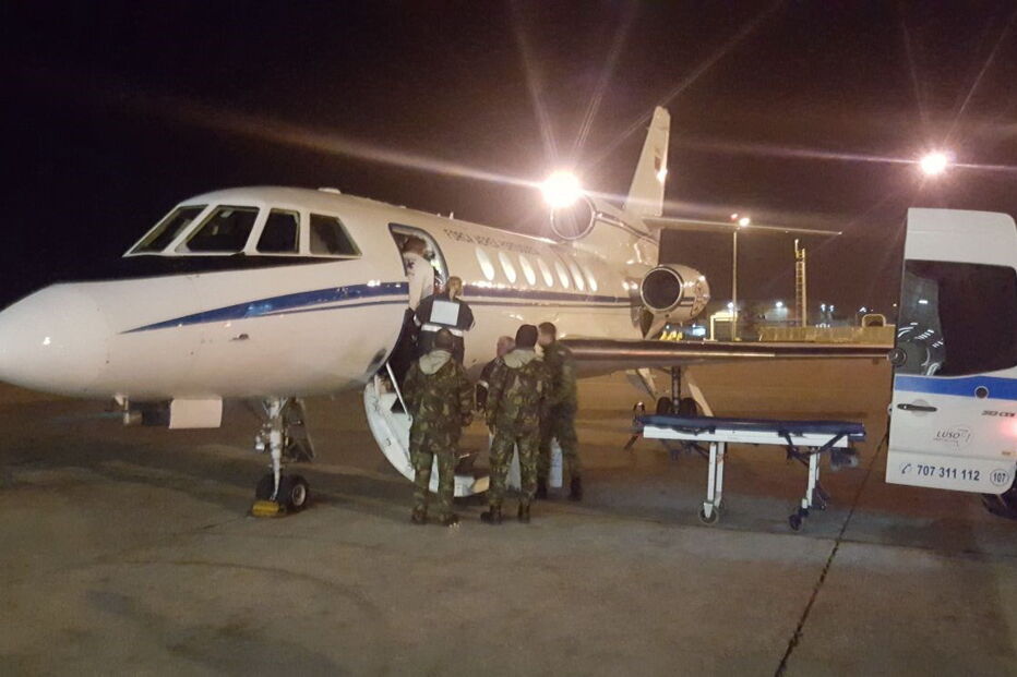 Força Aérea transporta bebé de urgência dos Açores para Lisboa