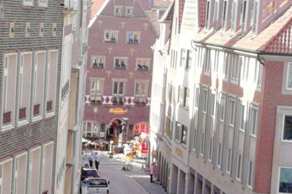 Carrinha investe contra multidão e faz pelo menos 3 mortos na Alemanha