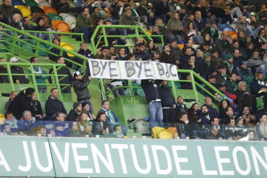 Sporting recebeu este domingo o Paços de Ferreira em Alvalade	