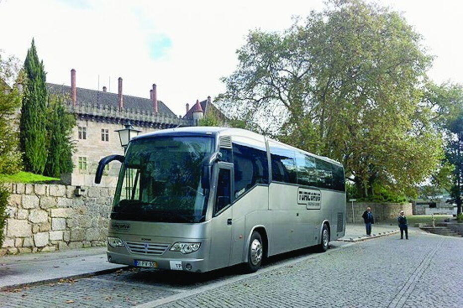 Autocarro acidentado