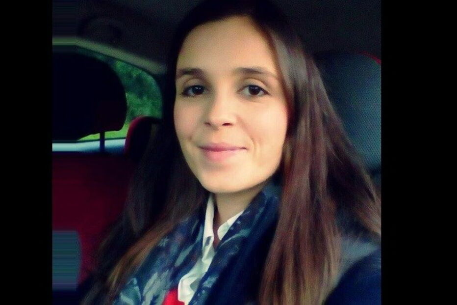 Rafaela tem 25 anos. É suspeita de matar a filha recém-nascida