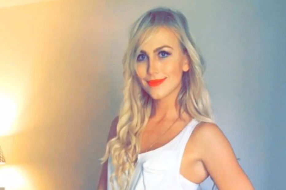 Transgénero namora com homem que a rejeitou antes de mudar de sexo
