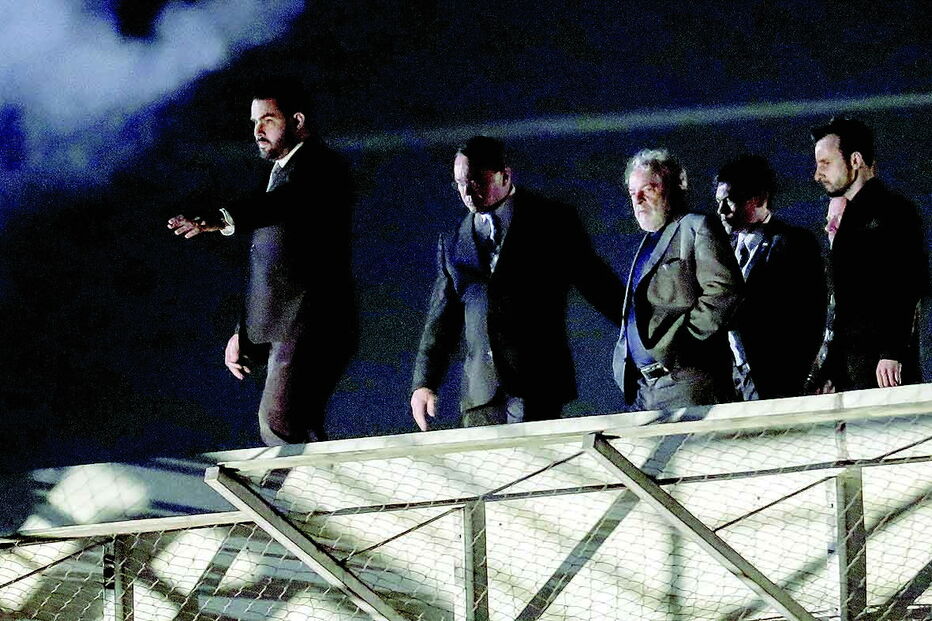 Lula da Silva não terá de rapar o cabelo nem usar uniforme de presidiário 