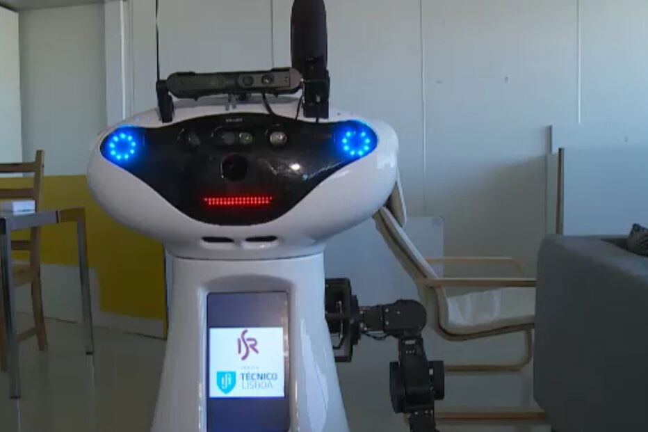 2018-04-11_17_06.14 robot.jpg