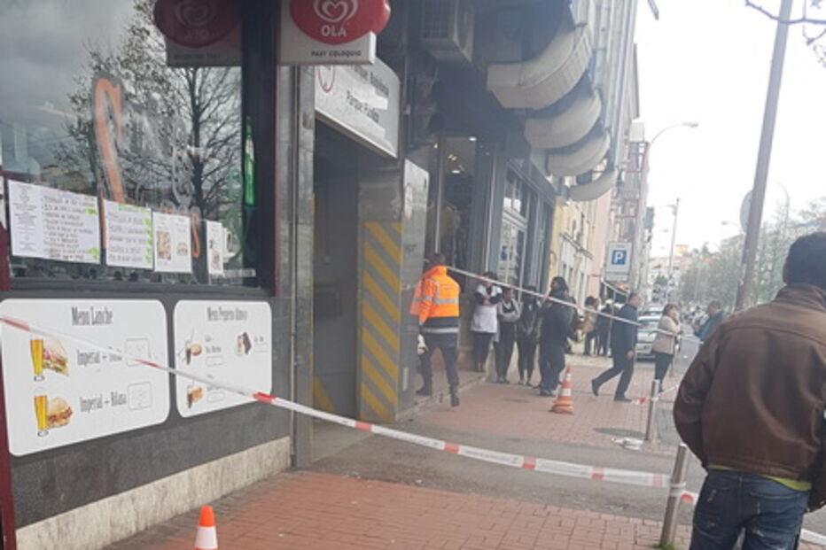 Incêndio leva à evacuação do centro comercial Babilónia