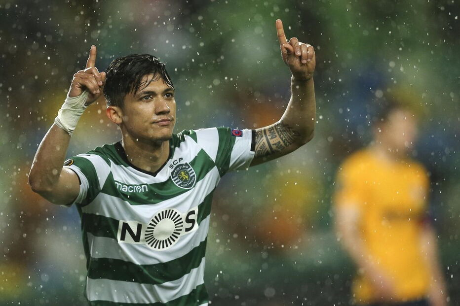 Fredy Montero celebra o primeiro golo do Sporting