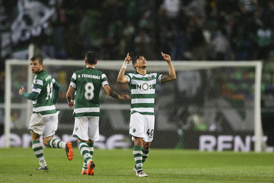 Fredy Montero celebra o primeiro golo do Sporting