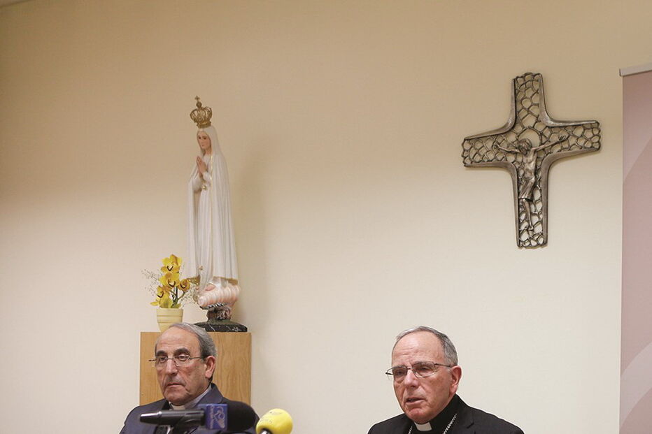 O bispo de Leiria-Fátima, D. António Marto, e D. Manuel Clemente (à dir.)