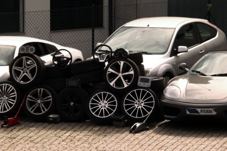 Rede desmantelava carros de luxo 