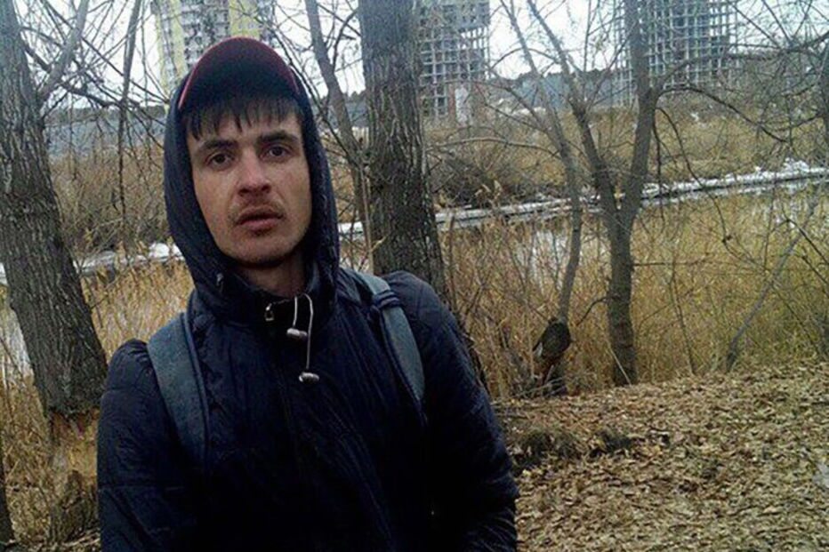 Homem foi 'apanhado' a esfolar um cão, cuja carne ia entregar num restaurante de kebabs