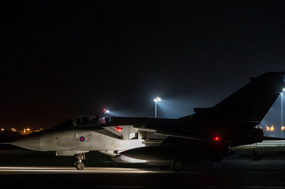 Início do ataque à Síria 