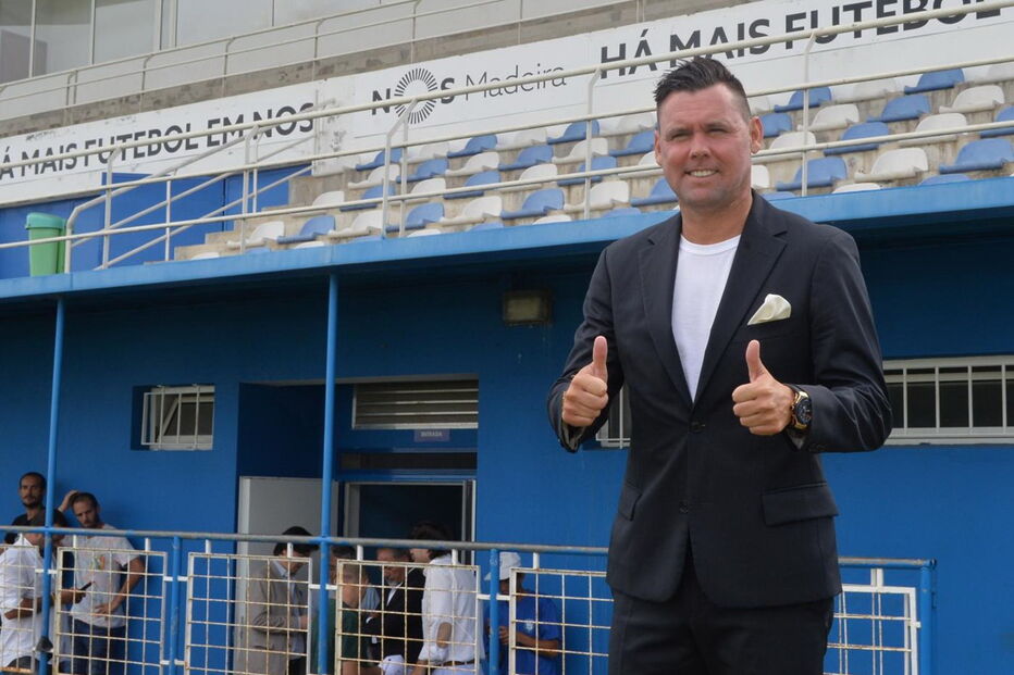 Maniche foi apresentado como investidor do Camacha em 2017