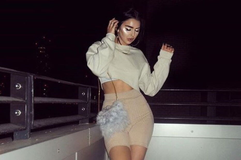 Kayla mostrava uma vida de luxos