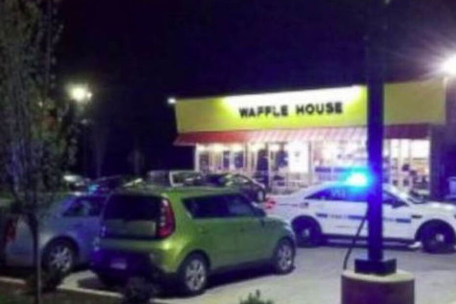 Homem nu mata três pessoas em tiroteio no Tennessee