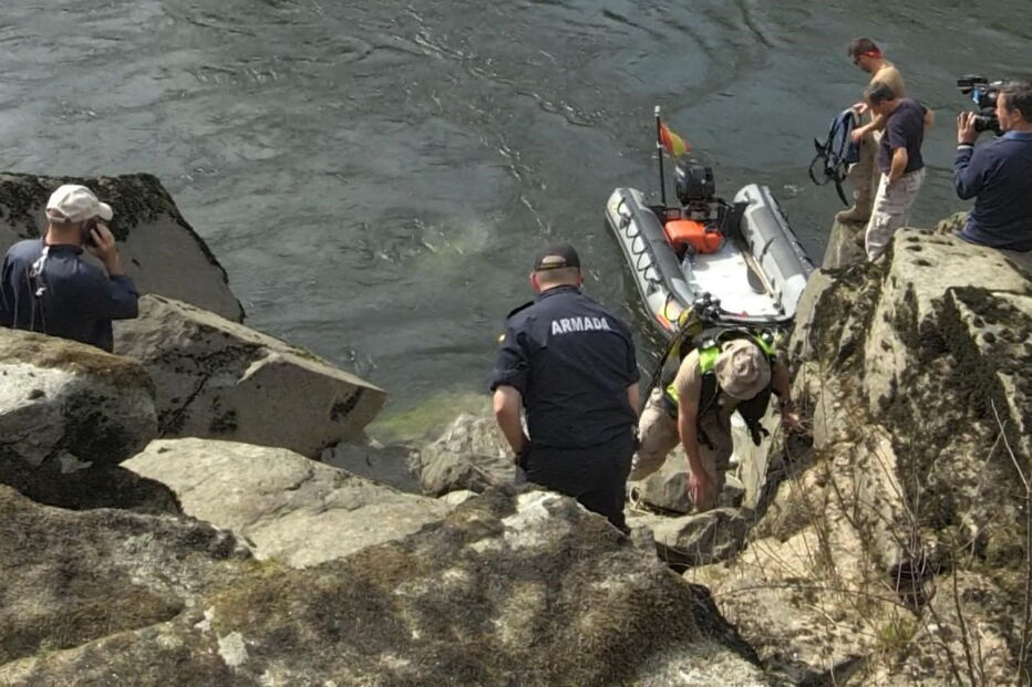 Buscas por pescador que desapareceu no Rio Minho