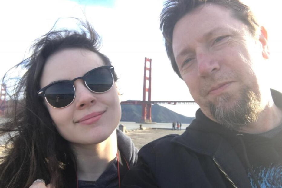 Tem relação com homem mais velho que o pai e diz que o 