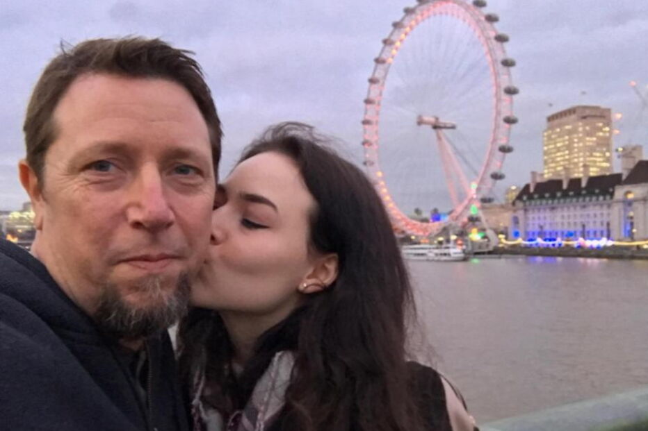 Tem relação com homem mais velho que o pai e diz que o 