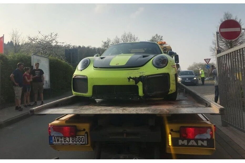 Este Porsche de 368 mil euros só durou três dias