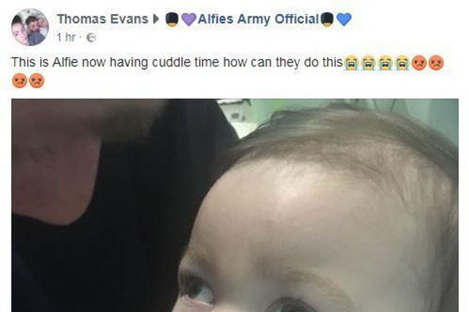 Bebé Alfie sobrevive sem estar ligado a ventilador