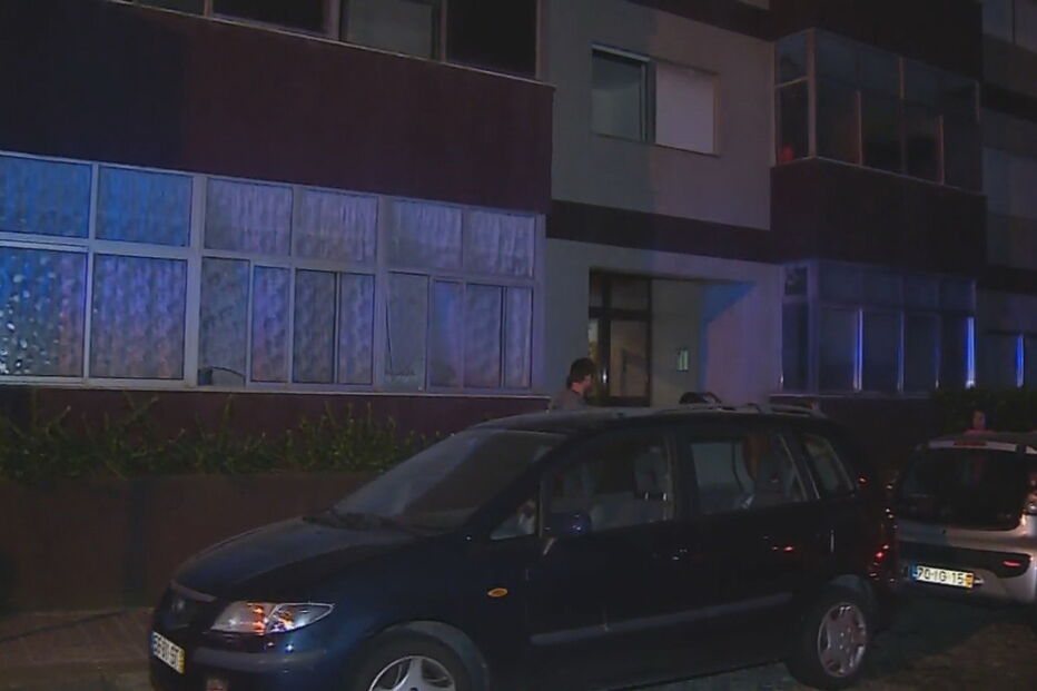 Moradora pega fogo a apartamento em Leça da Palmeira