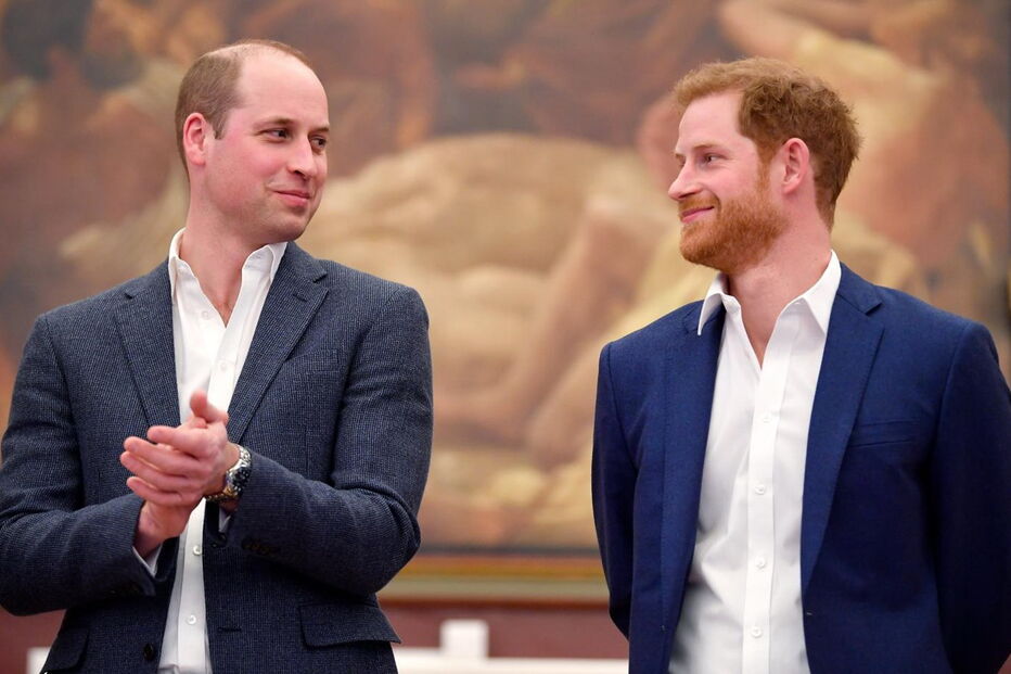 Os irmãos William e Harry