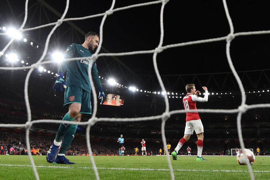 Atlético de Madrid empatou em casa do Arsenal nas meias da Liga Europa