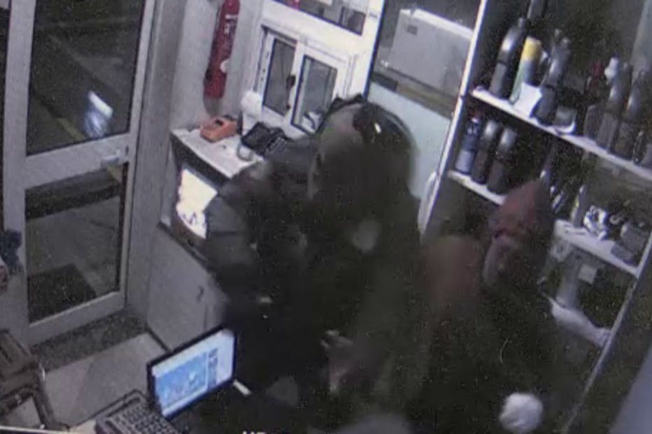 Assalto a bomba de gasolina em Guimarães