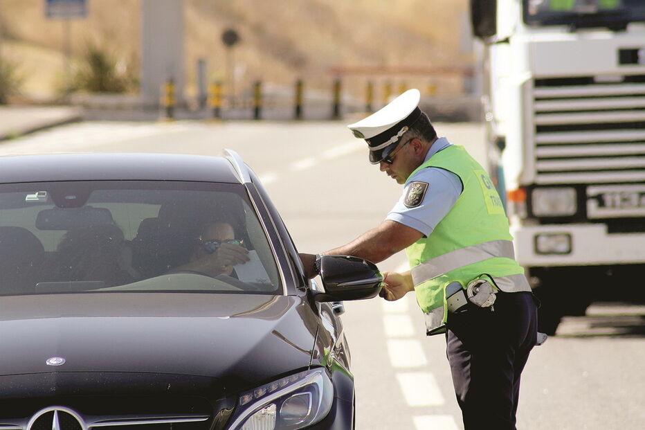 GNR em operação de fiscalização de trânsito
