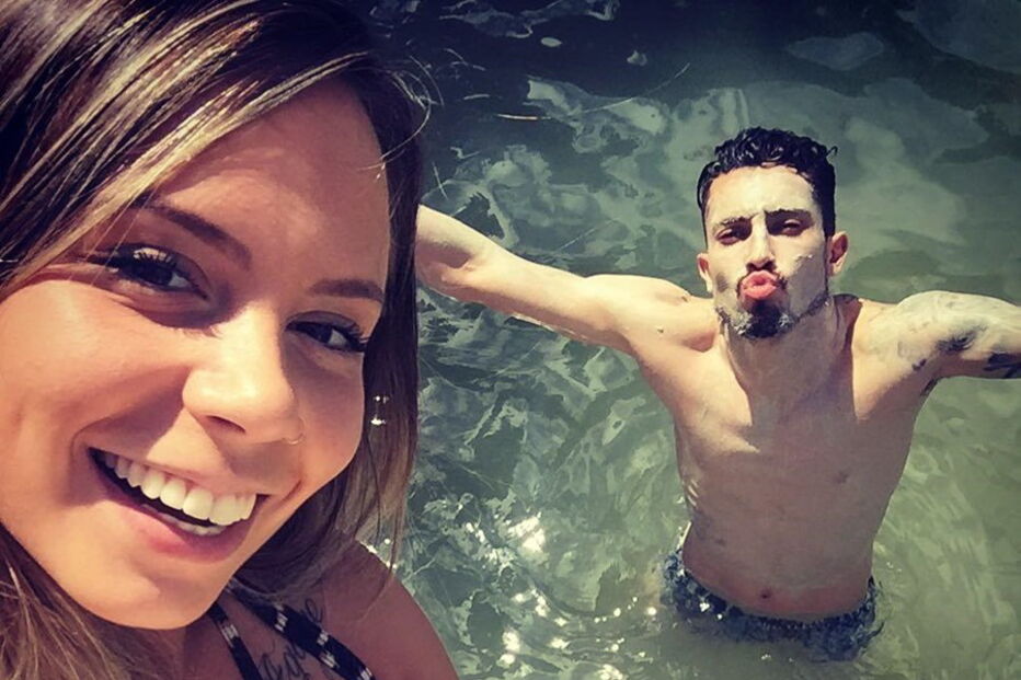 Alex Telles com a namorada, Priscilla Minuzzo