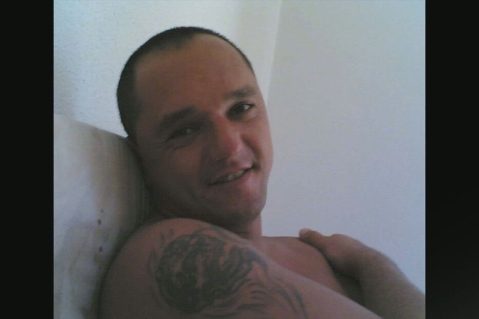 Homem mata pais à facada no Barreiro