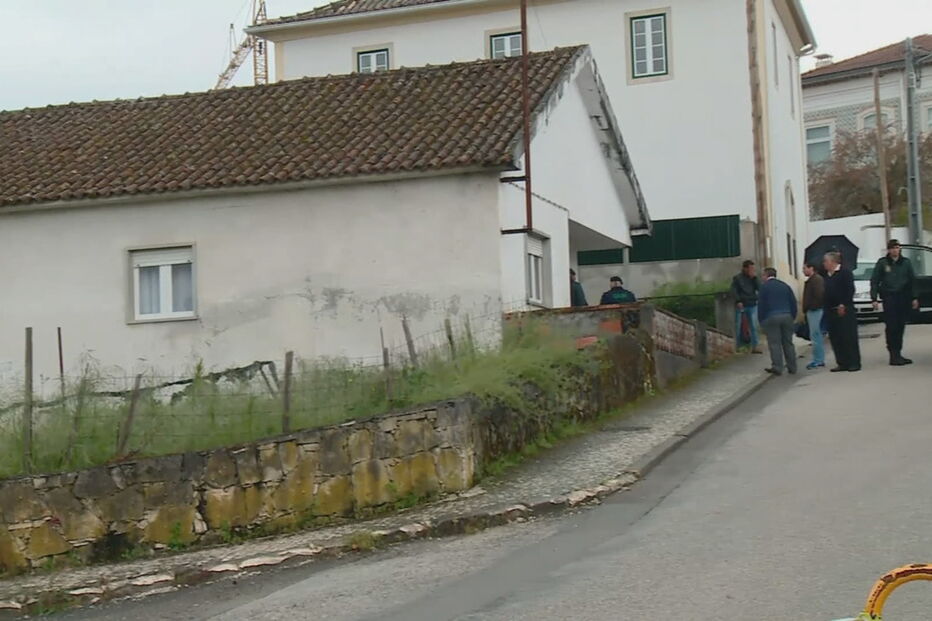 Homem mata mulher à pancada e entrega-se à GNR